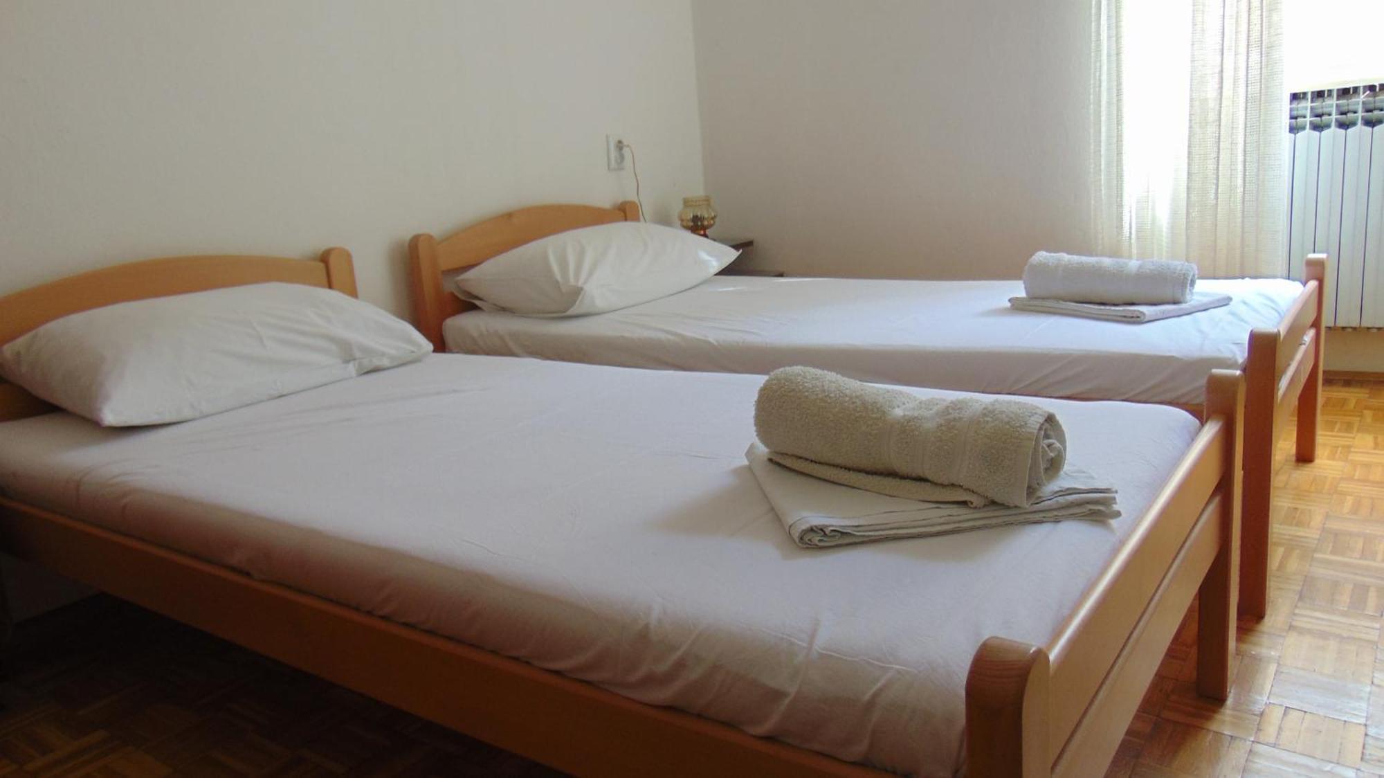 Marina Apartment End Rooms Вела-Лука Номер фото