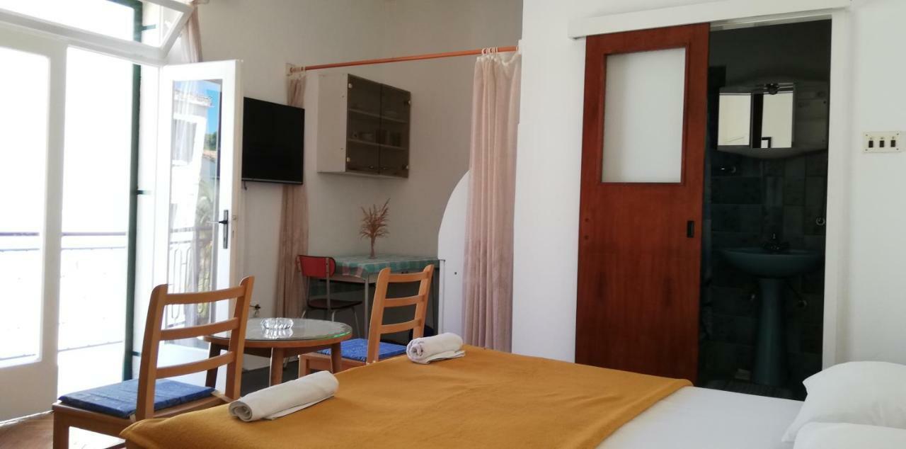 Marina Apartment End Rooms Вела-Лука Экстерьер фото